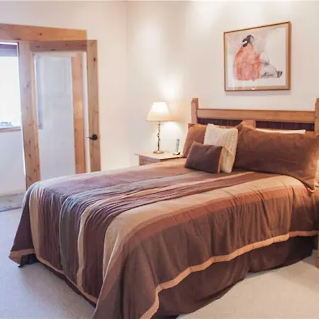 Bishop's K Three-bedroom Apartment Santa Fe